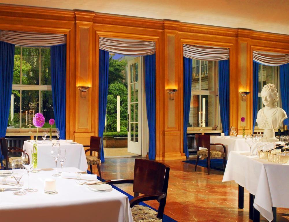 Hotel Elephant Weimar, Autograph Collection Eksteriør bilde The restaurant