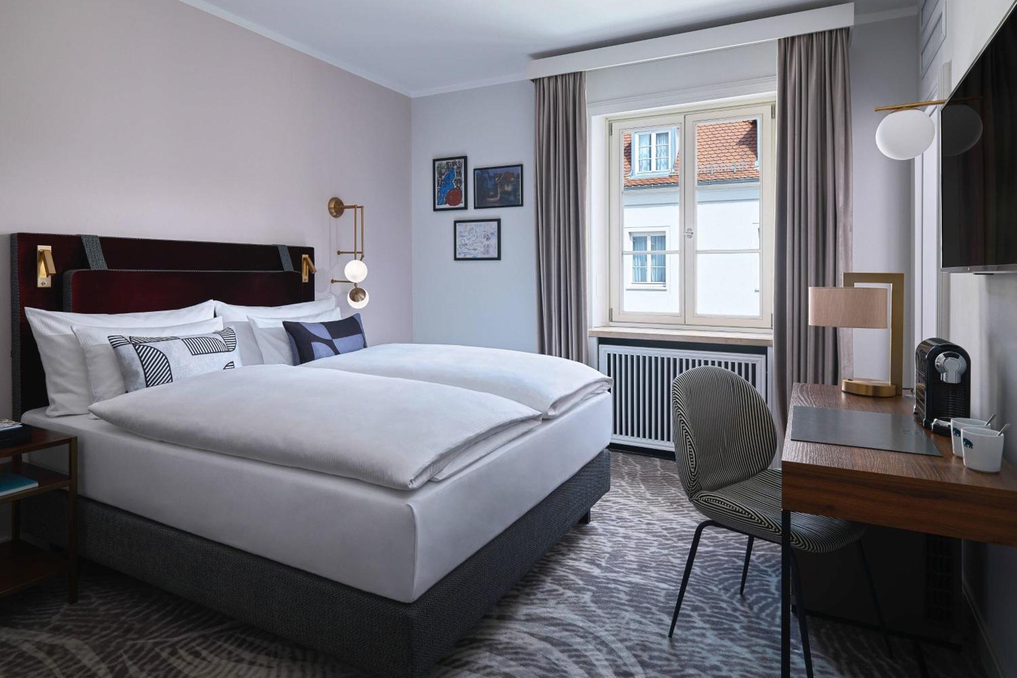 Hotel Elephant Weimar, Autograph Collection Eksteriør bilde A room at the hotel
