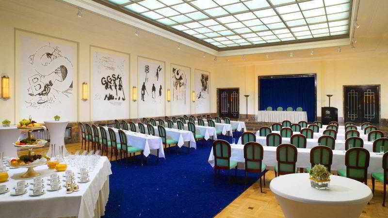 Hotel Elephant Weimar, Autograph Collection Eksteriør bilde The interior of the ballroom